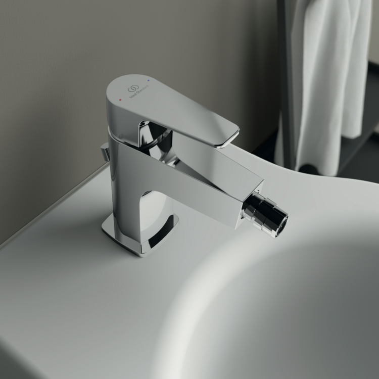 Ideal Standard Cerafine D Bateria bidetowa z korkiem automatycznym BC492AA - obrazek 2