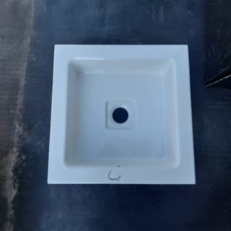 Umywalka Alape kwadratowa powystawowa uszkodzona
